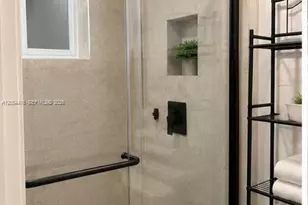 5643 SW 7th St, Miami, FL 33134 - Photo 5