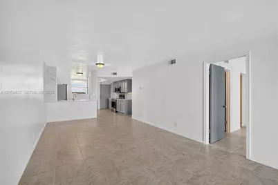 117 Lake Emerald Dr #408, Oakland Park, FL 33309 - Photo 13