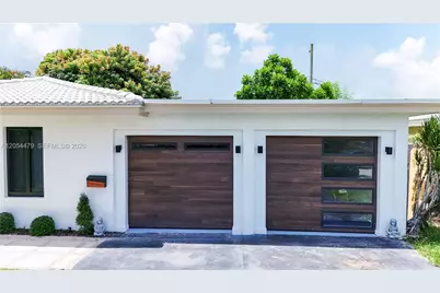 1892 NE 33rd St, Oakland Park, FL 33306 - Photo 3