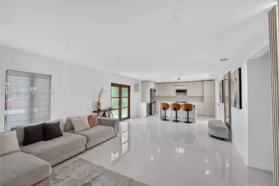 1892 NE 33rd St, Oakland Park, FL 33306 - Photo 15