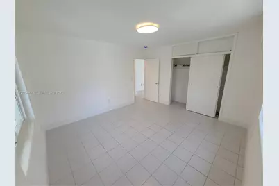901 10th St #8, Miami Beach, FL 33139 - Photo 21