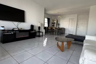500 Bayview Dr, Sunny Isles Beach, FL 33160 - Photo 11