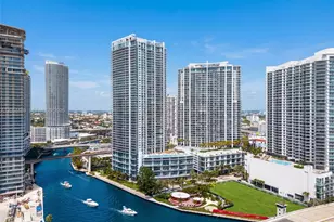 90 SW 3rd St, Miami, FL 33130 - Photo 11