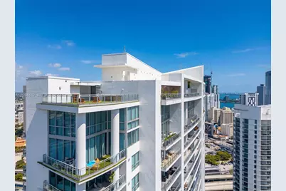 90 SW 3rd St #PH-12, Miami, FL 33130 - Photo 3