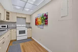 5951 Wellesley Park Dr, Boca Raton, FL 33433 - Photo 9