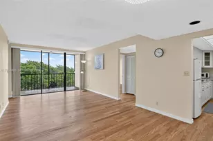 5951 Wellesley Park Dr, Boca Raton, FL 33433 - Photo 5