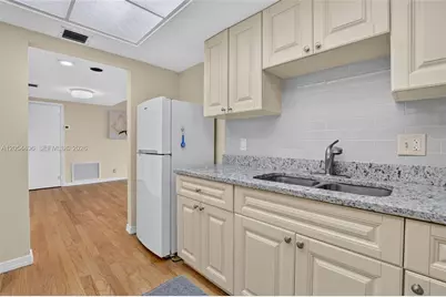 5951 Wellesley Park Dr #508, Boca Raton, FL 33433 - Photo 11