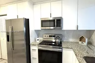 871 NE 207th Terrace, Miami, FL 33179 - Photo 19