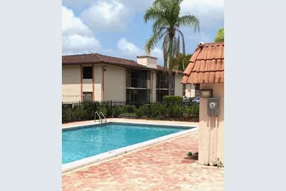 871 NE 207th Ter #4-102, Miami, FL 33179 - Photo 5