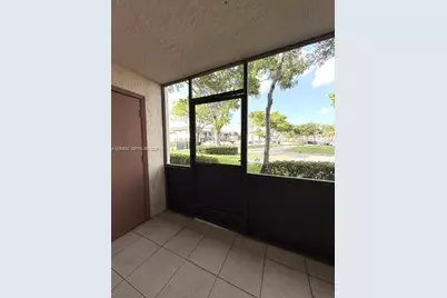 871 NE 207th Ter #4-102, Miami, FL 33179 - Photo 15