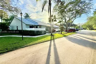 3899 N Carambola Cir N, Coconut Creek, FL 33066 - Photo 15