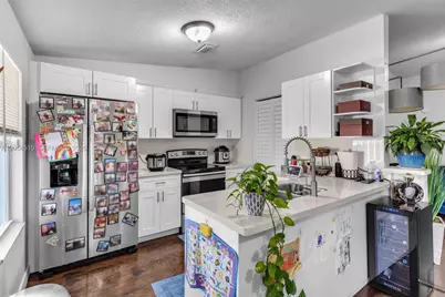 170 NW 9th Ave, Florida City, FL 33034 - Photo 11