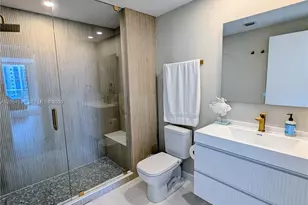 17301 Biscayne Blvd, North Miami Beach, FL 33160 - Photo 11