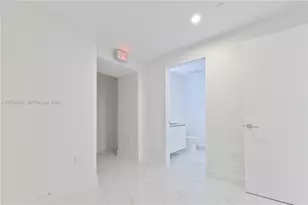 700 NE 24th St, Miami, FL 33137 - Photo 23