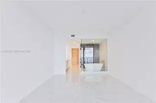 700 NE 24th St, Miami, FL 33137 - Photo 11
