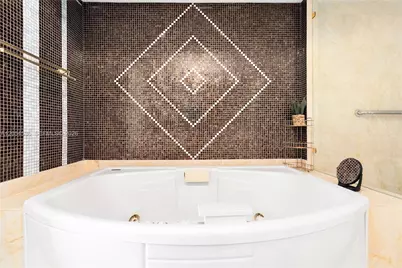 19111 Collins Ave #3406, Sunny Isles Beach, FL 33160 - Photo 17