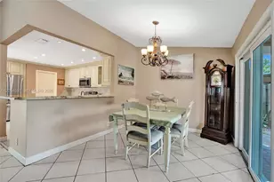 3946 NW 1st Dr, Deerfield Beach, FL 33442 - Photo 11