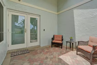 3946 NW 1st Dr, Deerfield Beach, FL 33442 - Photo 5