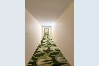 1000 Parkview Dr #531, Hallandale Beach, FL 33009 - Photo 33