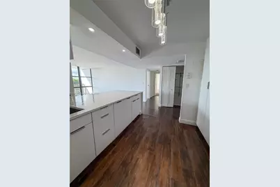 1000 Parkview Dr #531, Hallandale Beach, FL 33009 - Photo 29