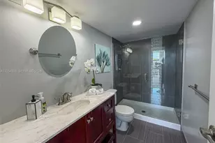 1000 Parkview Dr, Hallandale Beach, FL 33009 - Photo 19