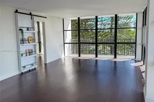 1000 Parkview Dr, Hallandale Beach, FL 33009 - Photo 5