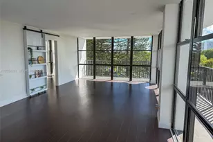 1000 Parkview Dr, Hallandale Beach, FL 33009 - Photo 3