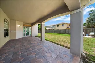 8770 SW 204th St, Cutler Bay, FL 33189 - Photo 19