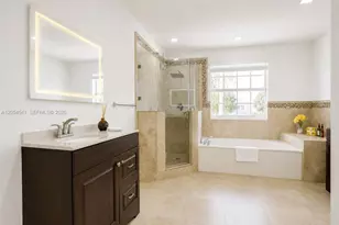 10956 NW 73rd St, Doral, FL 33178 - Photo 25
