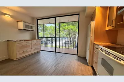 8540 SW 133rd Ave Rd #219, Miami, FL 33183 - Photo 9
