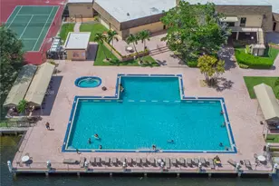 200 Ashbury Rd, Hollywood, FL 33024 - Photo 13