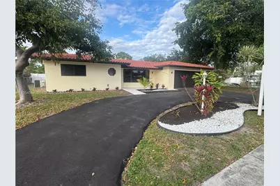 1109 SE 10th St, Deerfield Beach, FL 33441 - Photo 5