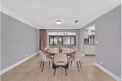 1109 SE 10th St, Deerfield Beach, FL 33441 - Photo 23
