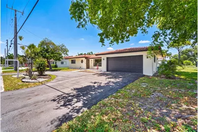 1109 SE 10th St, Deerfield Beach, FL 33441 - Photo 7