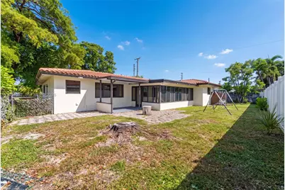 1109 SE 10th St, Deerfield Beach, FL 33441 - Photo 35