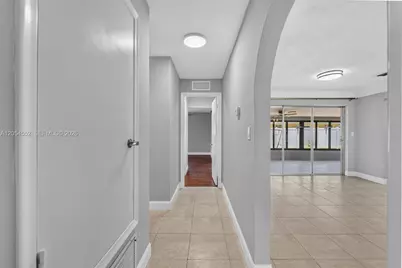 1109 SE 10th St, Deerfield Beach, FL 33441 - Photo 15