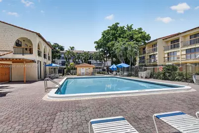 4070 Sierra Ter, Sunrise, FL 33351 - Photo 29