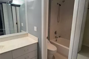 20335 W Country Club Dr, Aventura, FL 33180 - Photo 19