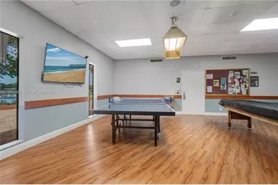 200 Berkley Rd #213, Hollywood, FL 33024 - Photo 17