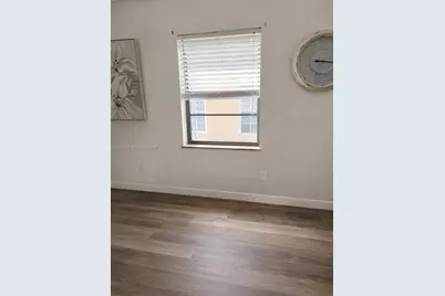 200 Berkley Rd #213, Hollywood, FL 33024 - Photo 7
