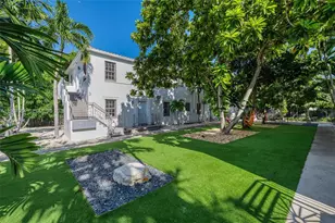 421 75th St, Miami Beach, FL 33141 - Photo 19
