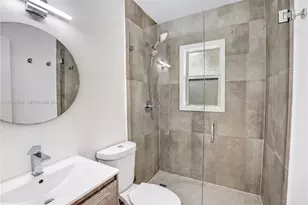 421 75th St, Miami Beach, FL 33141 - Photo 7