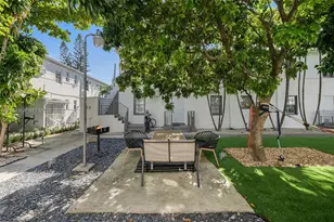 421 75th St, Miami Beach, FL 33141 - Photo 15
