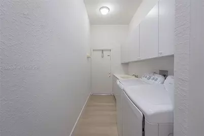 11213 NW 71st Ter, Doral, FL 33178 - Photo 15