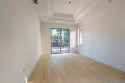11213 NW 71st Ter, Doral, FL 33178 - Photo 5