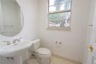 11213 NW 71st Terrace, Doral, FL 33178 - Photo 13