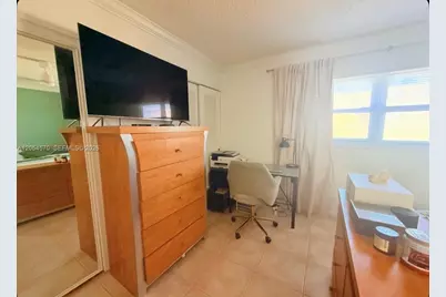 420 NE 12th Ave #502, Hallandale Beach, FL 33009 - Photo 5