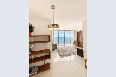 1750 N Bayshore Dr #4201, Miami, FL 33132 - Photo 3