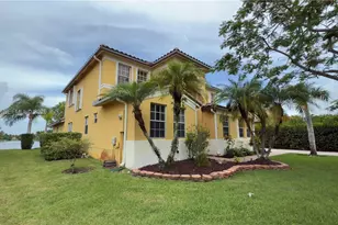 1247 NW 165th Ave, Pembroke Pines, FL 33028 - Photo 23