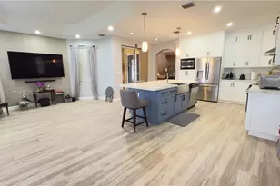 1247 NW 165th Ave, Pembroke Pines, FL 33028 - Photo 17